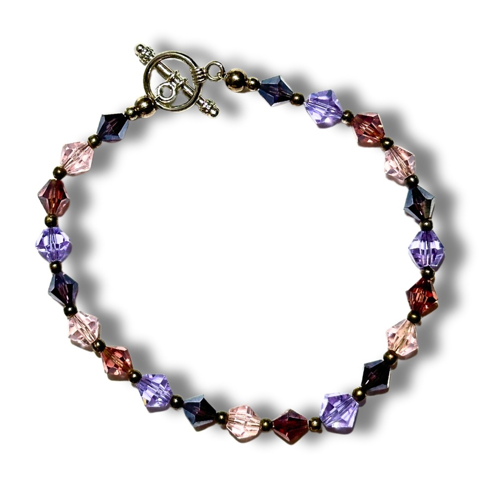 Gorgeous Bracelet With Small Beads in Purples & Pinks Toggle Closure